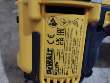 Б/в Шурупокрут Dewalt dcd996 1акб 2ah зп 01-201102954