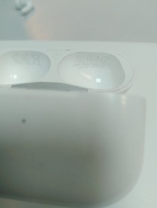 Б/в Навушники Apple airpods pro 2nd generation with magsafe charging case usb-c 01-201110865