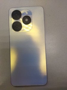 Б/у Мобільний телефон Tecno spark go 2024 4/128gb 01-201142803