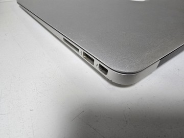 Б/в Ноутбук Apple macbook air a1466 2017 13,3" core i5 1,8ghz/ram8gb/ssd128gb/intel hd graphics 6000 01-201154629