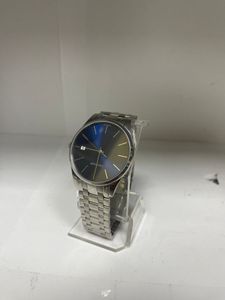 01-200515949: Calvin Klein k4n 211