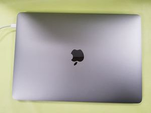 01-200563003: Apple macbook pro a2251 13,3"/ core i7 2,3ghz/ ram32gb/ ssd512gb/ iris plus