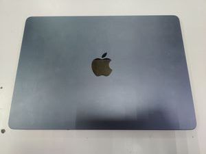 01-200749827: Apple macbook air 13.6'' a3113/m3/ram16gb/ssd256gb/gpu 8 core