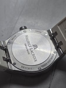 01-200768578: Maurice Lacroix ai 1106