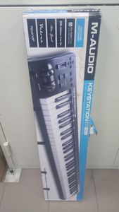 01-200773927: M-Audio keystation 61 mk3