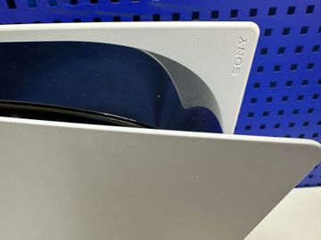 01-200636533: Sony playstation 5 825gb