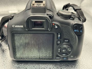 01-200790905: Canon eos 2000d+ef 70-300mm f/4.0-5.6 is usm