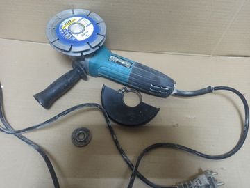 Б/в Кутова шліфмашина Makita ga5030 01-200840711