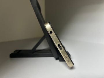 Б/в Мобільний телефон Tecno spark 20c bg7n 8/128gb 01-200850755