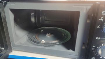 Б/в Мікрохвильова піч Severin mw 7781 01-200867257