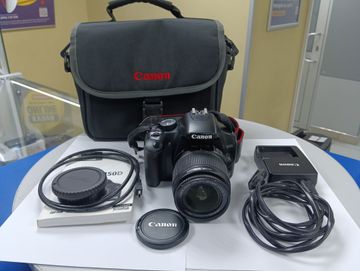 Б/у Фотоаппарат Canon eos 450d + ef-s 18-55mm f/3,5-5,6 is 01-200867596