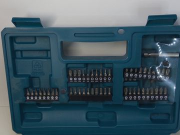 Б/в Шурупокрут Makita df001dw 01-200868054