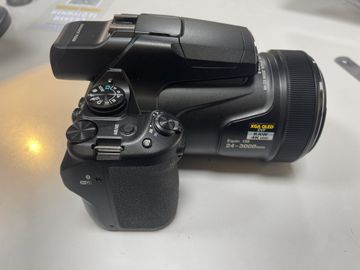 Б/у Компактный фотоаппарат Nikon coolpix p1000 01-200874367