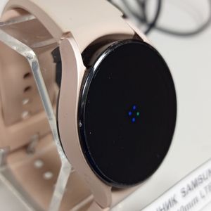 Б/в Смарт-годинник Samsung galaxy watch4 40mm lte 01-200883320