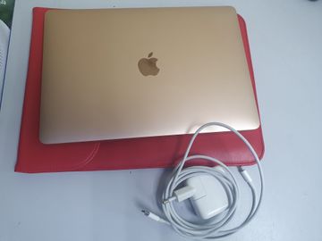 Б/в Ноутбук екран 13,3" Apple Macbook Air a2337/ m1 8-cpu/ 7-gpu/ ram8gb/ ssd256gb/ retina, truetone 01-200886988