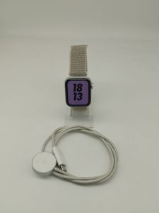 Б/у Смарт-часы Apple watch se gps 40mm aluminum case 01-200883242