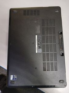 Б/в Ноутбук Dell 14/core i5 6300u ddr3/8gb ddr3/hdd *відсутній/ssd 500 gb/*інтегрована 01-200889751