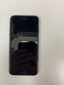 Б/в Мобільний телефон Apple iphone se 2020 64gb 01-200892346