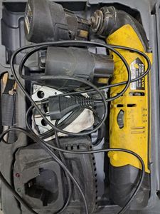 Б/в Багатофункціональний інструмент Powerplus x13302 01-200893883