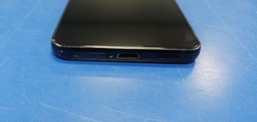 Б/в Мобільний телефон Samsung galaxy s22 8/128gb 01-200897953