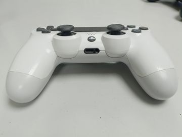 Б/в Геймпад Sony dualshock 4 01-200899457