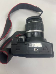 Б/в Фотоапарат Canon eos 600d + ef-s 18-55mm 1:3.5-5.6 is ii 01-200907630