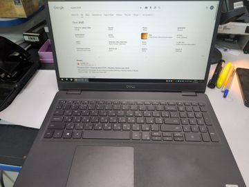 Dell 15/core i3-10110u ddr4/8gb ddr4/hdd 500 gb/ssd 128 gb/*інтегрована