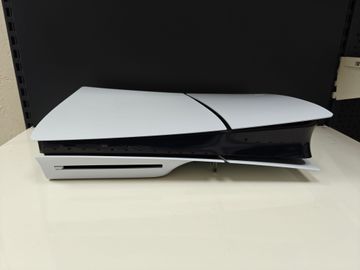 Б/в Ігрова приставка Sony playstation 5 slim 825gb + 2 джойстики 01-200915865