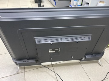 Б/у Телевизор Grunhelm 43u700-ga11v 01-200938599