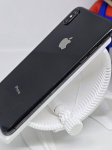 Б/в Мобільний телефон Apple iphone xs max 256gb 01-200907046