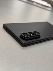 Б/в Мобільний телефон Samsung galaxy fold7 12/512gb 01-200956582