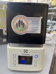 Б/в Зволожувач повітря Electrolux ehu-3515d 01-200977181