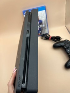 Б/в Ігрова приставка Sony playstation 4 slim 1tb 01-200925634