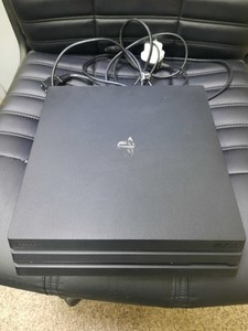 Б/в Ігрова приставка Sony playstation 4 pro 1tb 01-200953511