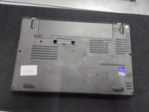 Б/в Ноутбук Lenovo 12/core i7 6600u ddr3/8gb ddr3/hdd *відсутній/ssd 120 gb/*інтегрована 01-200981825