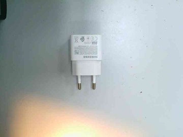 Б/в Універсальний зарядний пристрій Samsung 25w pd power adapter ep-t2510 01-200984743