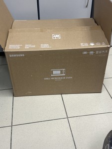 Б/в Мікрохвильова піч Samsung mg23dg4524agua 01-200990081