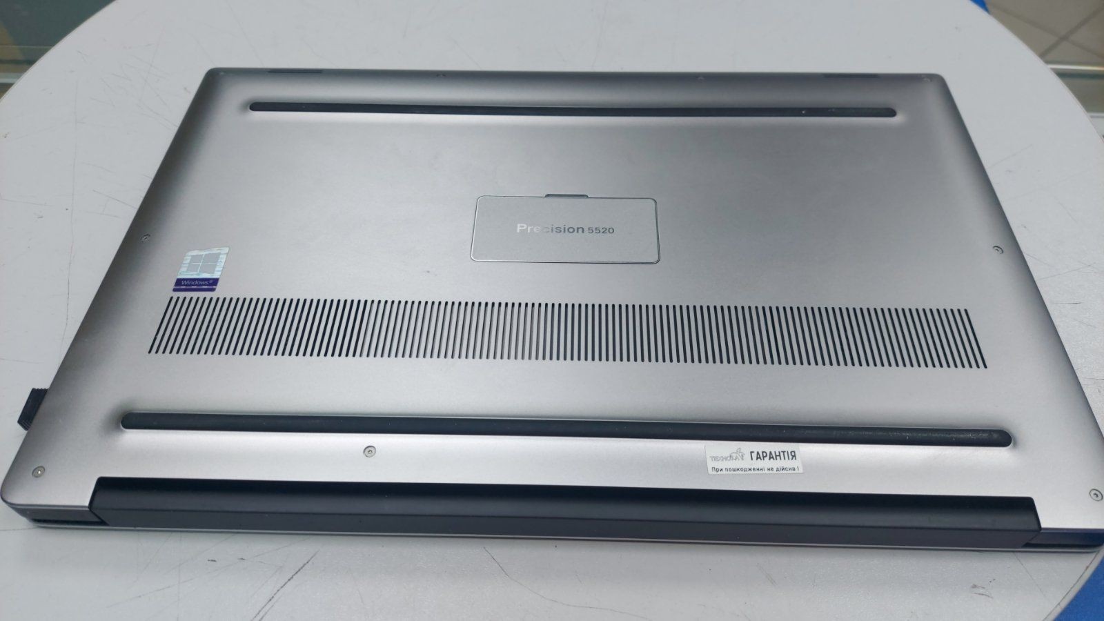Ноутбук Dell 15/core i7 7820hq ddr3/16gb ddr3/ssd 512 gb/quadro