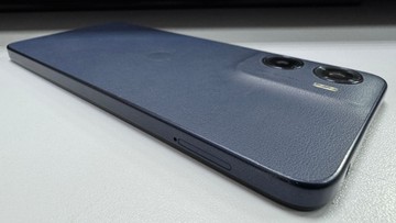 Б/в Мобільний телефон Motorola moto e15 2/64gb 01-201008259