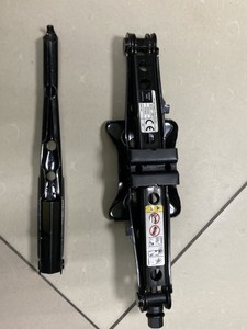 Б/в Домкрат Vehicle Jack fgmf1 01-201053053