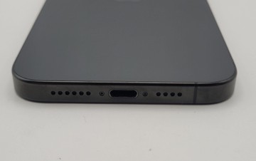 Б/в Мобільний телефон Apple iphone 15 pro max 256gb 01-201052236