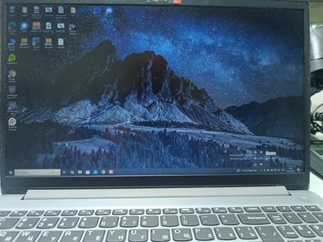 Б/в Ноутбук Lenovo 15/pentium 3020e ddr4/8gb/ssd 256 gb/інтегрована 01-201118725