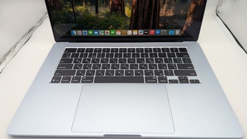 Б/в Ноутбук Apple macbook air 15" 2025 01-201140427