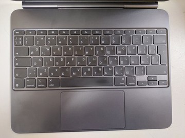 Б/в  Apple apple magic keyboard for ipad pro 13 a2974 01-201149734