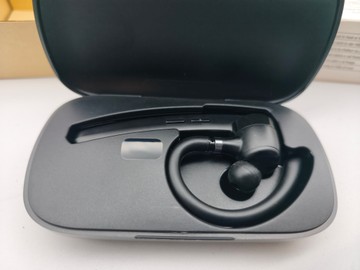 Б/в Bluetooth-гарнітура New Bee m53 01-201152452
