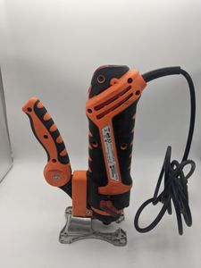 01-200549990: Renovator twist-a-saw