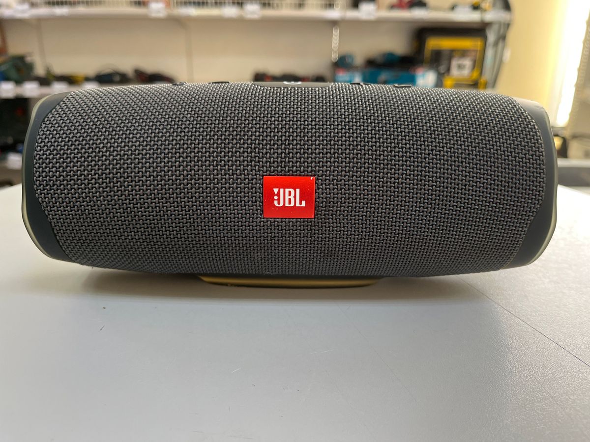 Jbl charge essential 2