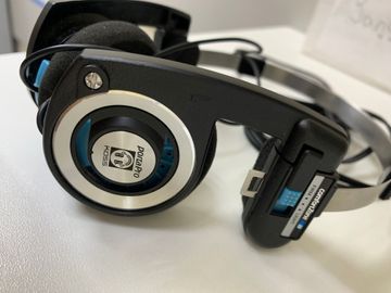 01-200599334: Koss porta pro