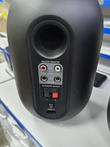 01-200609257: Jbl one series 104-bt