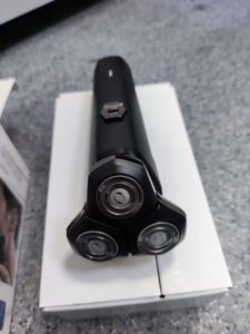 01-200632564: Shaver 105105